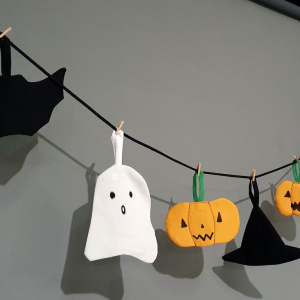 mini-stage-special-halloween-guirlande